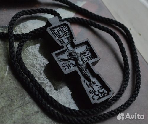 Крест из чёрного дерева Blackwood